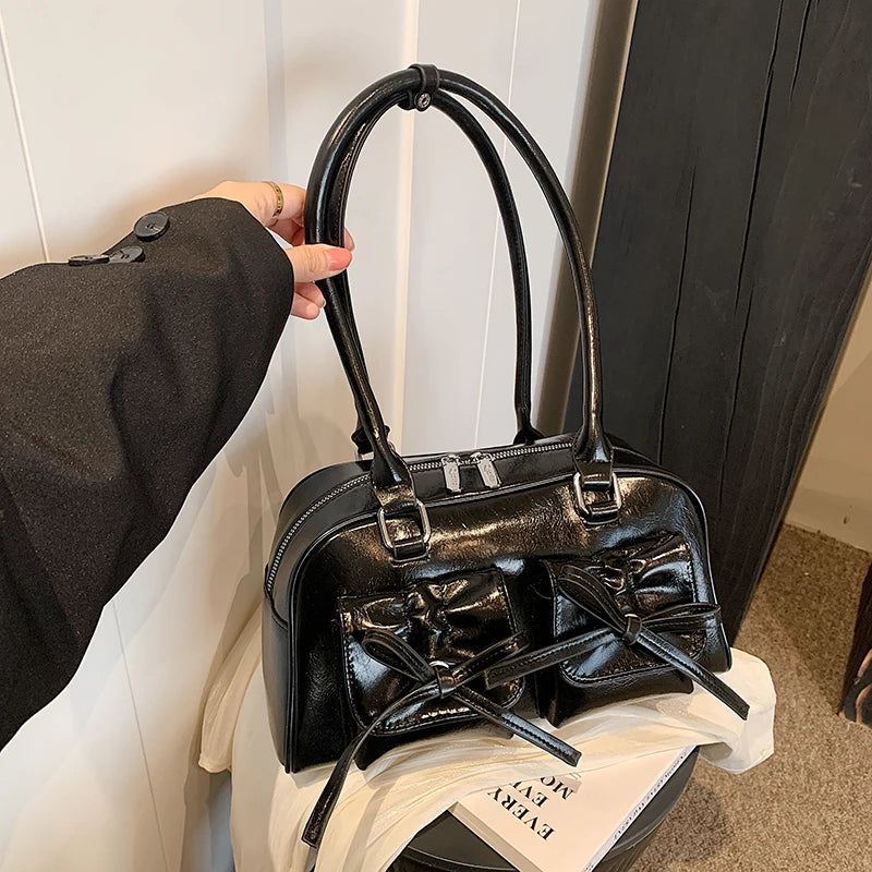 Vivienne shoulder bag