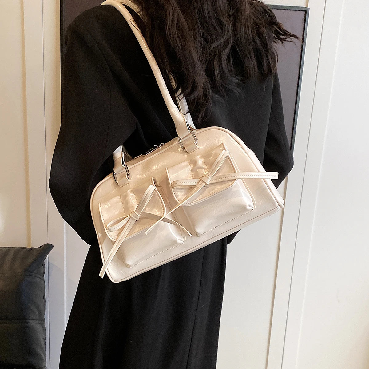 Vivienne shoulder bag